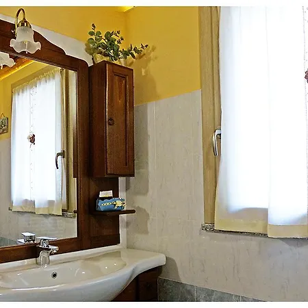Bed & Breakfast Flu 3*